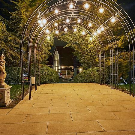 The Sharnbrook Hotel Exterior foto